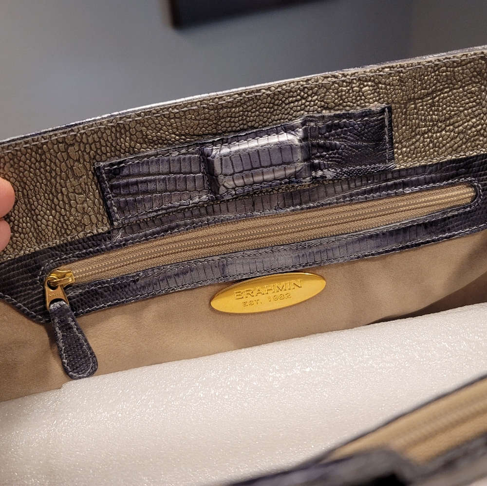🤍BRAHMIN SATCHEL🤍 - Picture 9 of 12